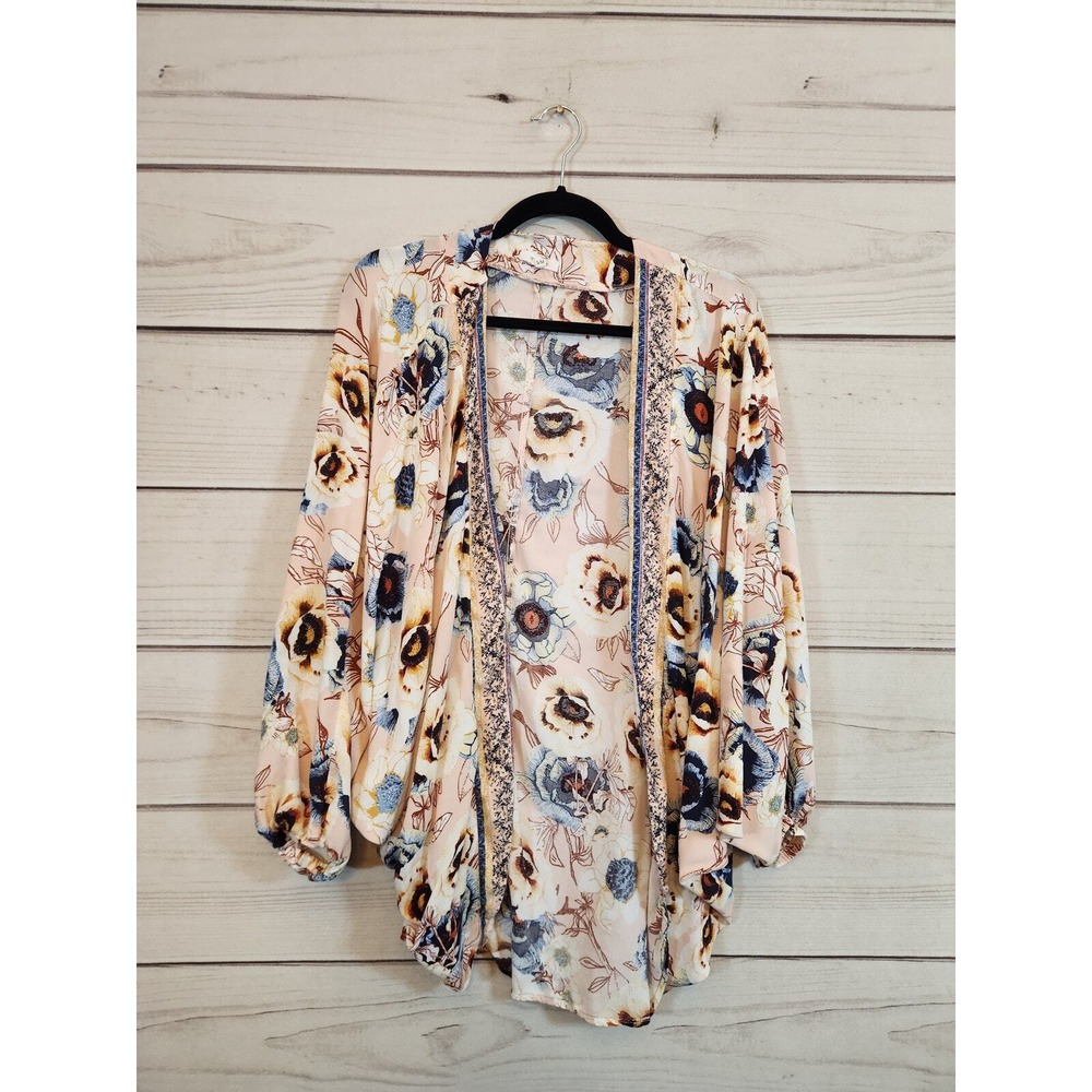 Maurices Women S/M Pink Floral Kimono Dolman Sleeve Open Front Wrap Layering Top